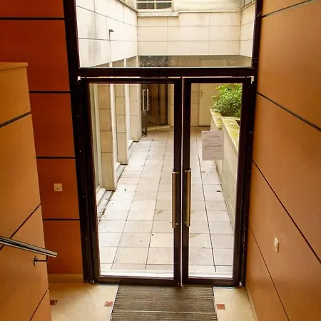 Appartement Lovely Apt Near Monceau Park
