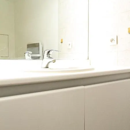 Appartement Lovely Apt Near Monceau Park